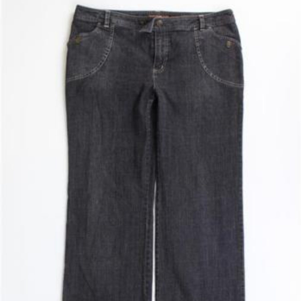 BANDOLINO EMBROIDERED FLAP POCKET JEANS